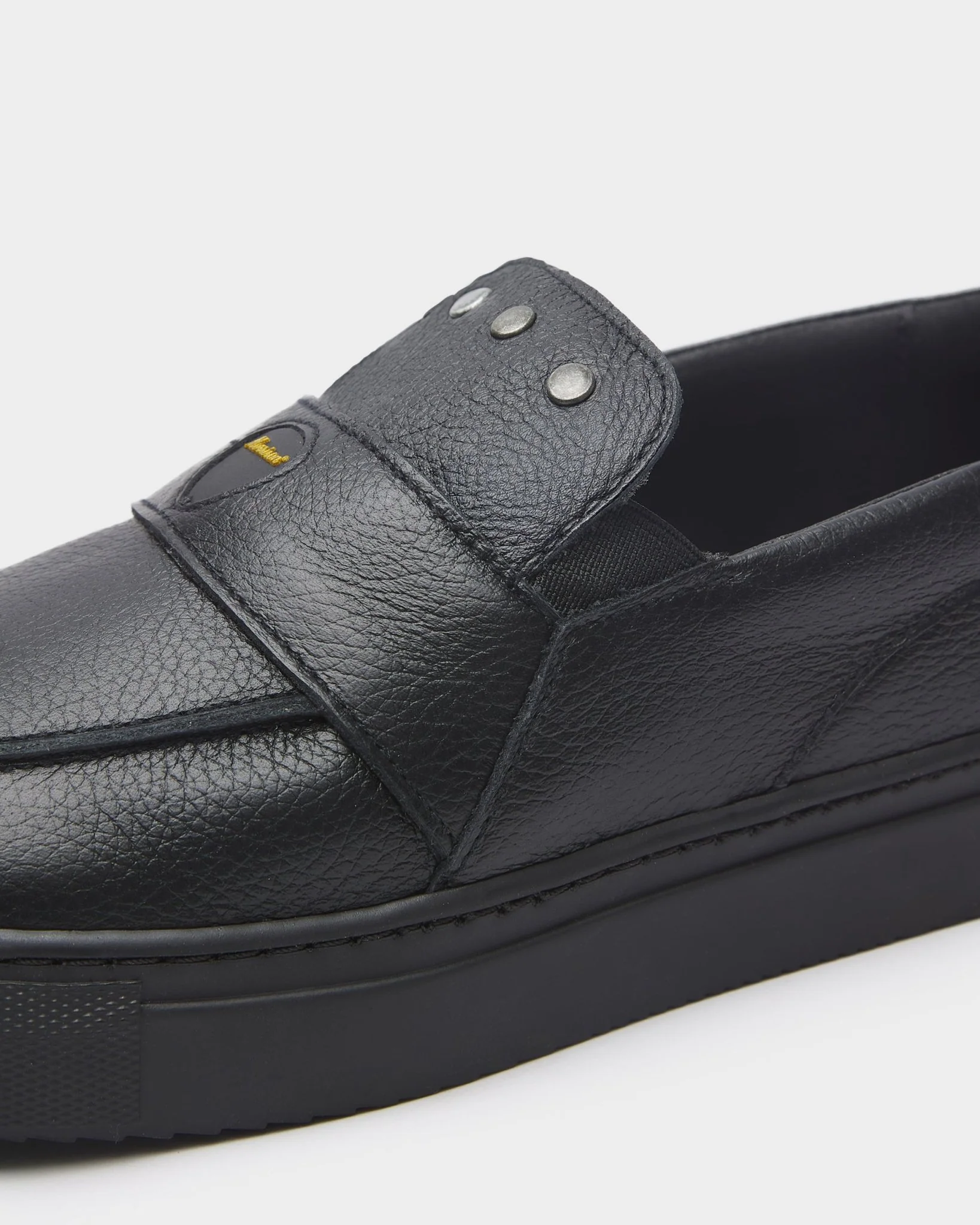 ROTTEN STUD SLIP ON - Image 3