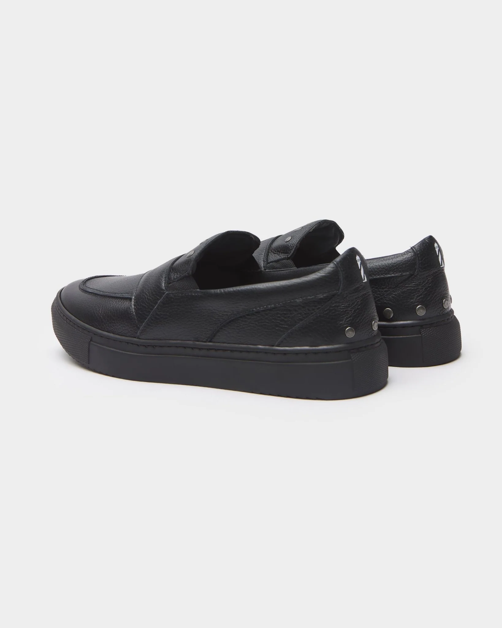 ROTTEN STUD SLIP ON - Image 7
